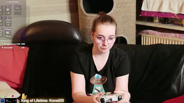 Chat XXX en directo de GamerGirl_Eve