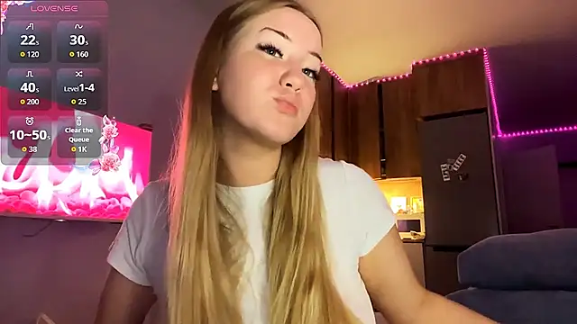 Онлайн чат XXX Lisi_Kiss_