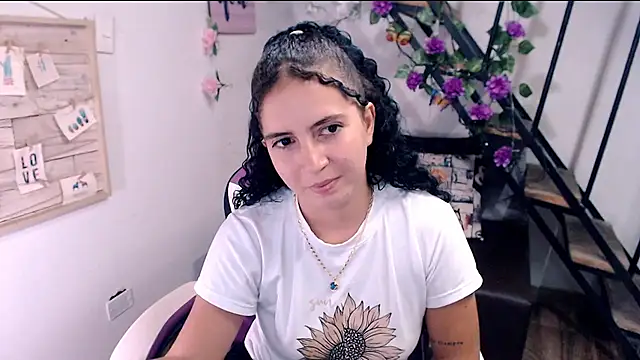 Chat +18 de samantha_baby_ ao vivo