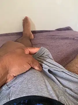 Hbzyv – Naživo XXX chat