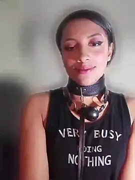 XXX chat uživo modela KattyBerryX