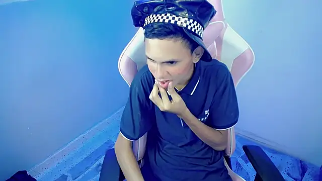 XXX chat uživo modela sombra_18