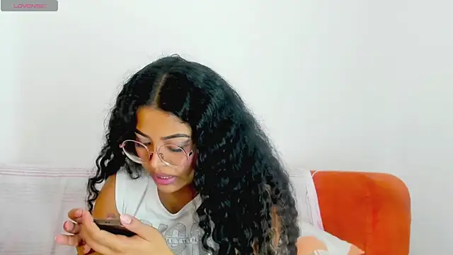 moana_taylor – Naživo XXX chat