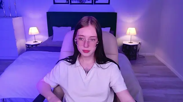 AlexisBliss' Live XXX Chat