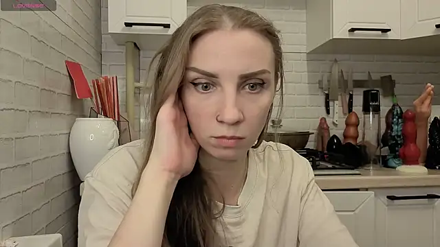 Edena_ Adlı Modelin Canlı XXX Sohbeti