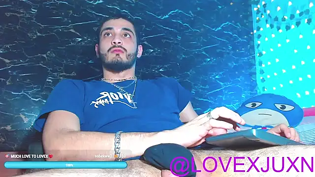 LovexJuxn8 Webcam-Show