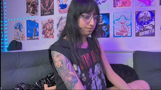 snowblack_ Live XXX-chat