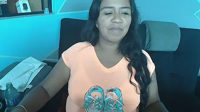 Chat +18 de saggil23 ao vivo