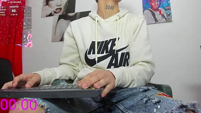 big_hot_boy_ Live XXX-Chat