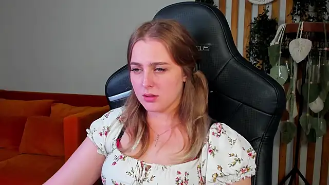 Chat +18 de EllaBells ao vivo