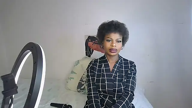 COCO__JUICY live XXX chat