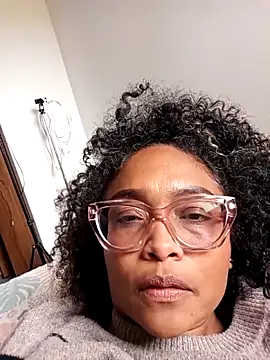 Chat XXX ao vivo de BiiancaEstradaa