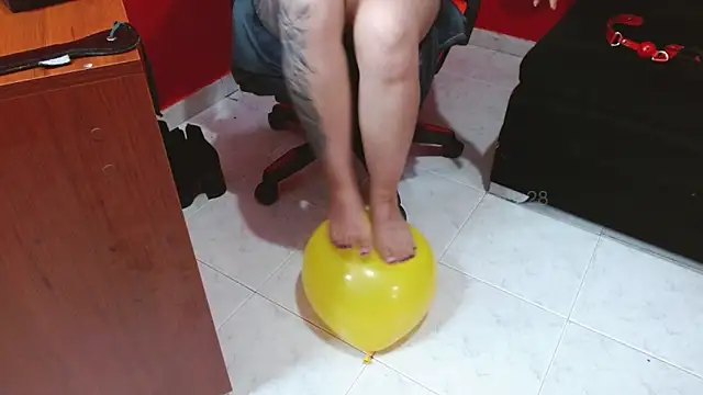 Emily_Slave28 라이브 XXX 채팅