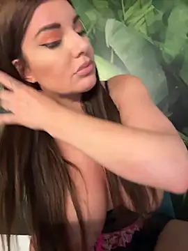 JessicaFlame Chat XXX in diretta