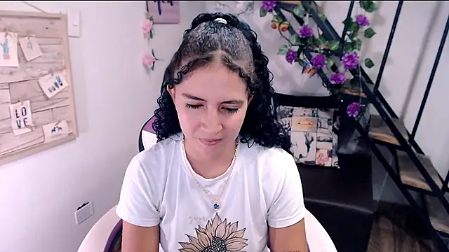 צ'אט XXX בשידור חי של samantha_baby_