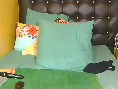 White_Ferrari Live XXX Chat