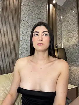 Chatroom XXX en direct de evelyn_hills
