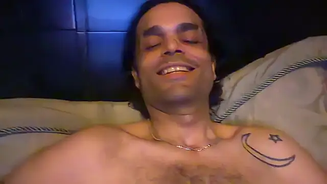Chatroom XXX en direct de KungFuPanda001