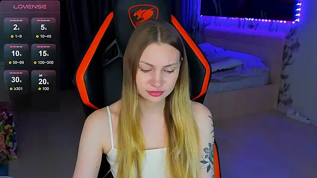 BiMolly's Live XXX Chat