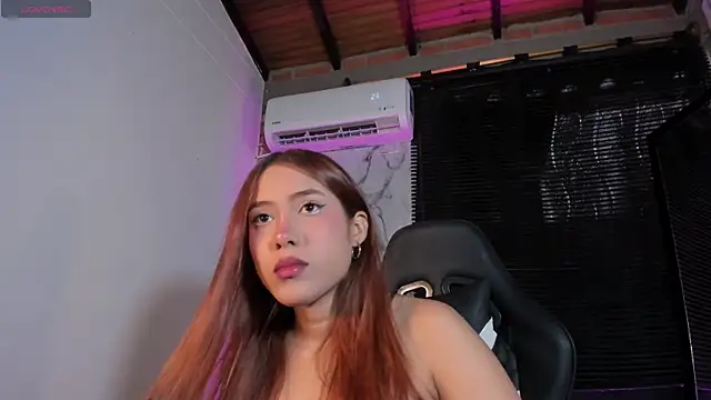 zamanthaa Live XXX-Chat