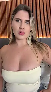 EmiilyAdams_ – Naživo XXX chat