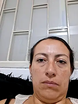 Lauryn_Jones Chat XXX in diretta