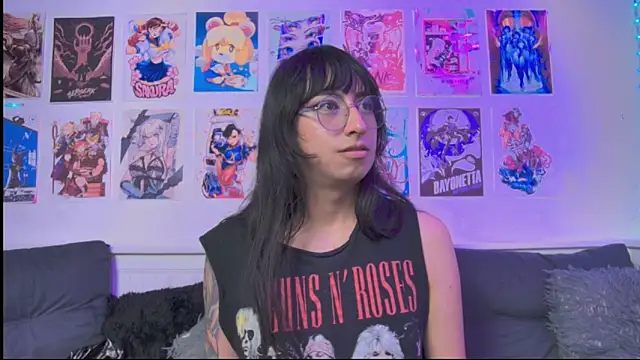 snowblack_'s Live XXX Chat
