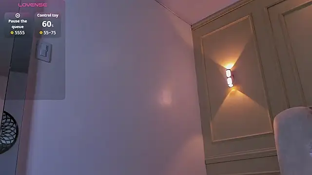 BONNIE_CH1 Chat XXX in diretta