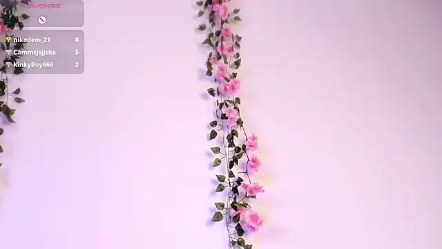 Luna-Chann's Live XXX Chat