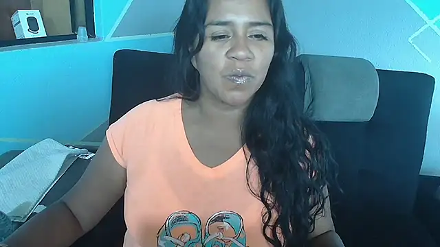 Chat XXX en directo de saggil23