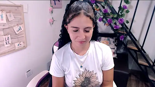 צ'אט XXX בשידור חי של samantha_baby_