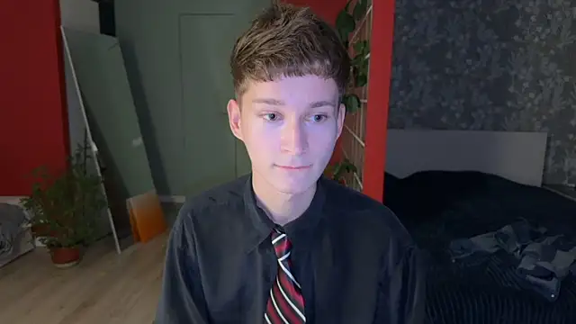 AlexFH live XXX chat