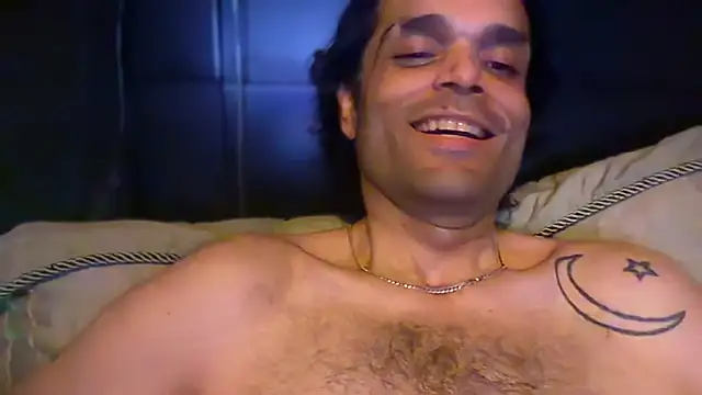 KungFuPanda001's Live XXX Chat