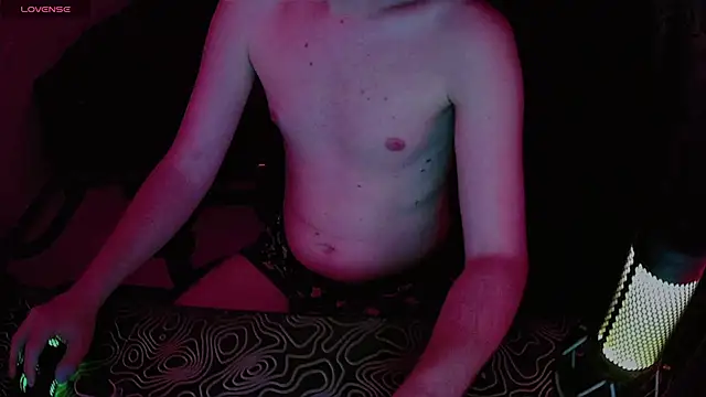 xXxHARDPORNxXx Adlı Modelin Canlı XXX Sohbeti
