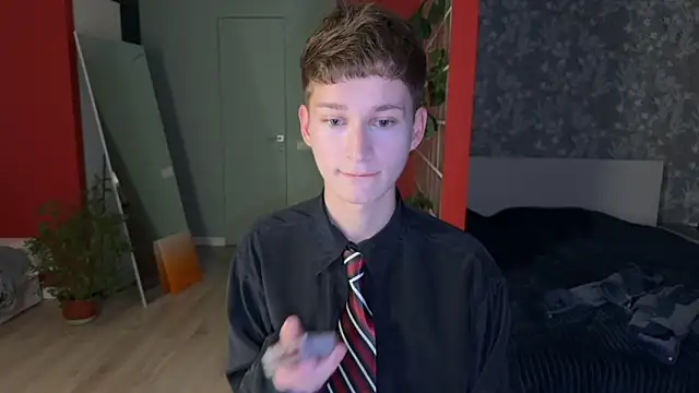 AlexFH live XXX chat