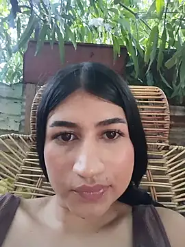 Julix_A's Live XXX Chat