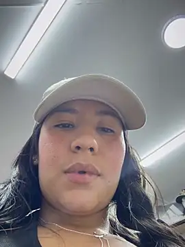 Chat XXX Live kim_monti