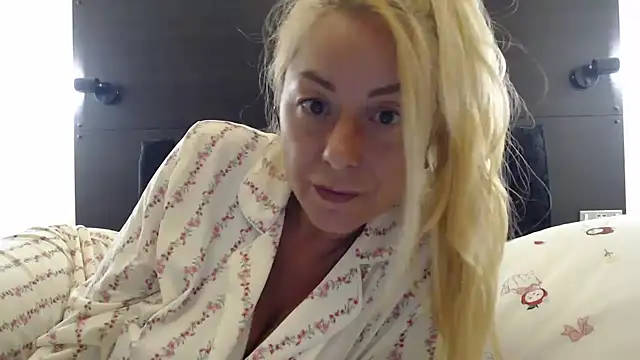 _karolynesyera_ – Naživo XXX chat