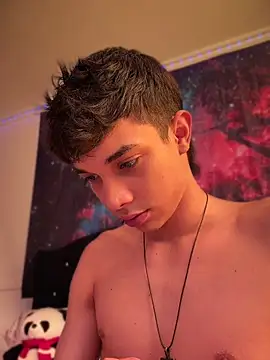 XXX chat uživo modela RoughDiamond_