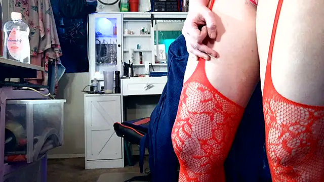 sugahfreeee's Live XXX Chat