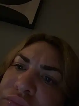 HeyBABYGIRL's Live XXX Chat