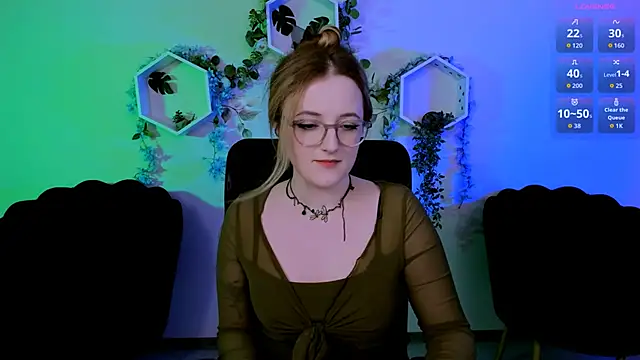 luna_berryy Chat XXX live