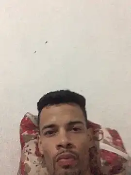 Chatroom XXX en direct de HenriquePhn
