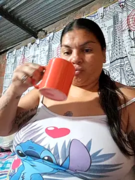 Chatroom XXX en direct de Juli_Powl