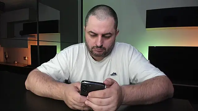 DravenPeak Adlı Modelin Canlı XXX Sohbeti