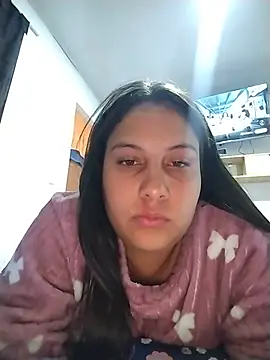 esmeralda_jadees 即時 XXX 聊天