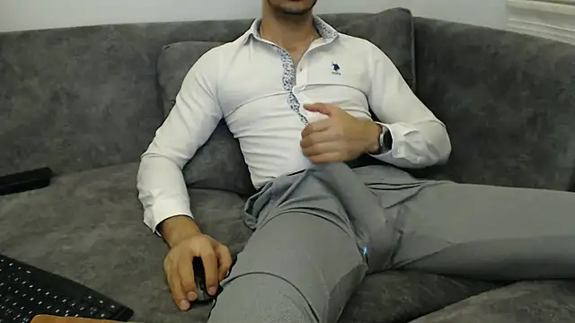 Chat XXX en directo de Naughtb0y