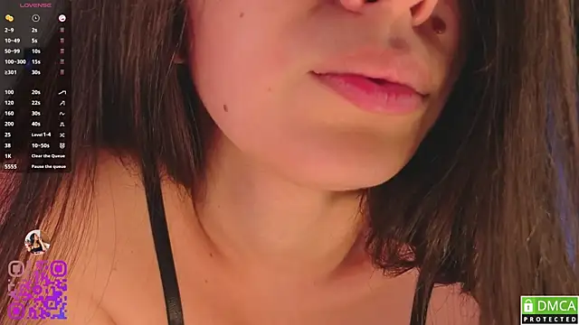 دردشة EmmyNoel الجنسية المباشرة