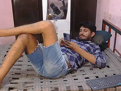 HotXKrish: απευθείας συνομιλία ΧΧΧ