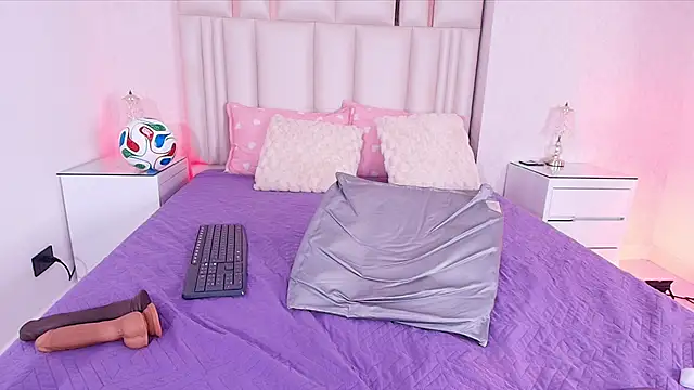 alanarose18's Live XXX Chat